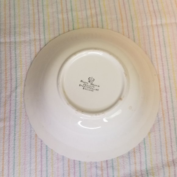 1982 Myott Meakin 8" Vegetable Serving Bowl Off White Swirled Rim Pattern MYM8 - Picture 6 of 9
